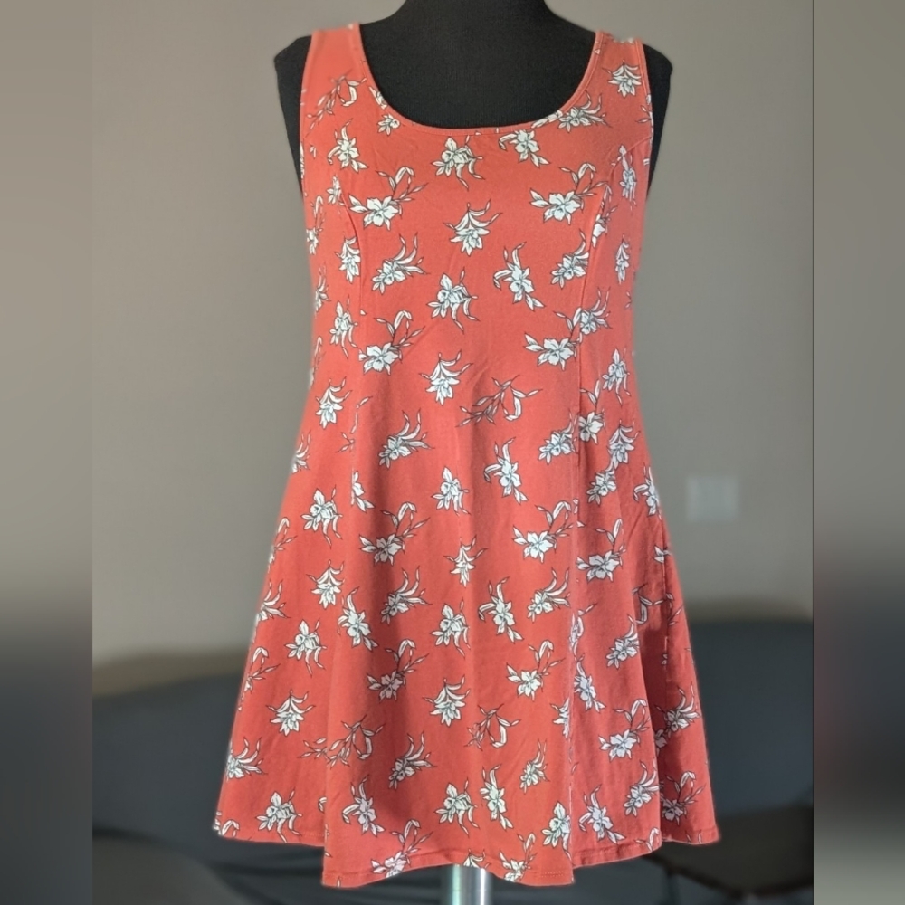 Forever 21 Coral Floral Scoop Neck Top